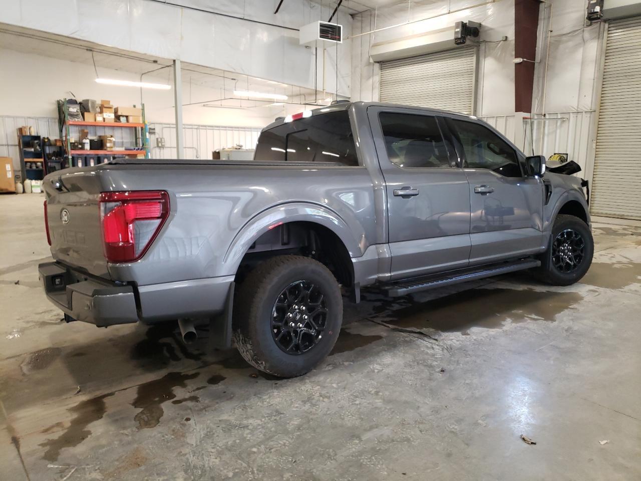 2024 Ford F150 Xlt - Фото 3