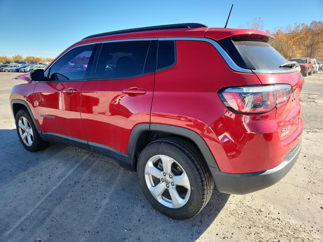 2018 Jeep Compass Latitude - Image 2