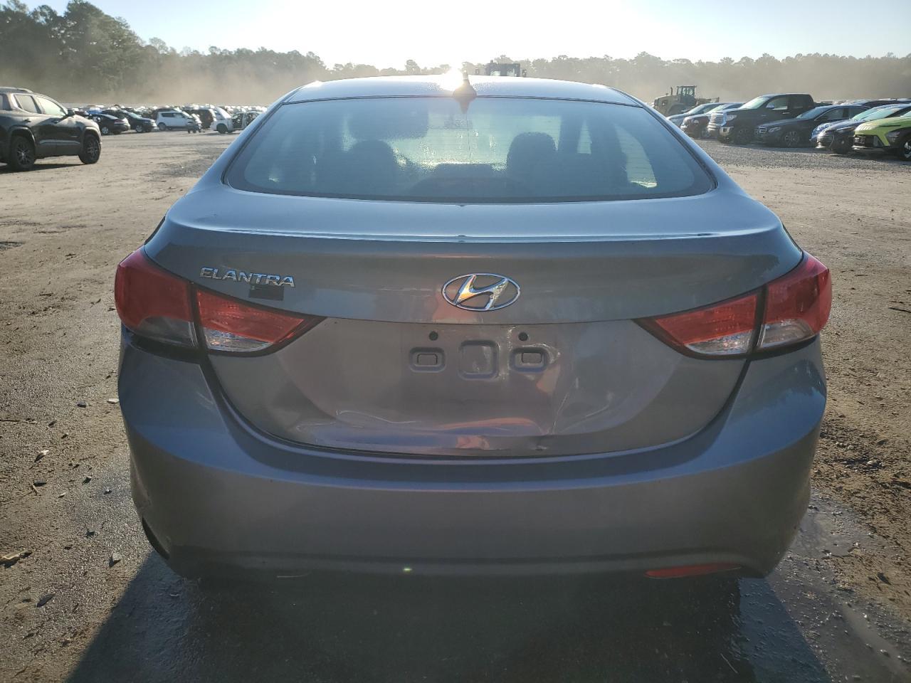2013 Hyundai Elantra Gls - Фото 6