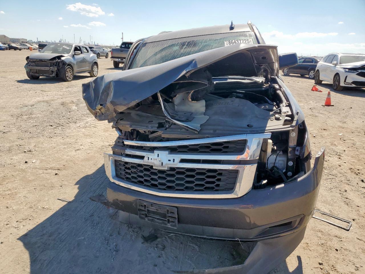 2016 Chevrolet Suburban K1500 Ls - Image 5