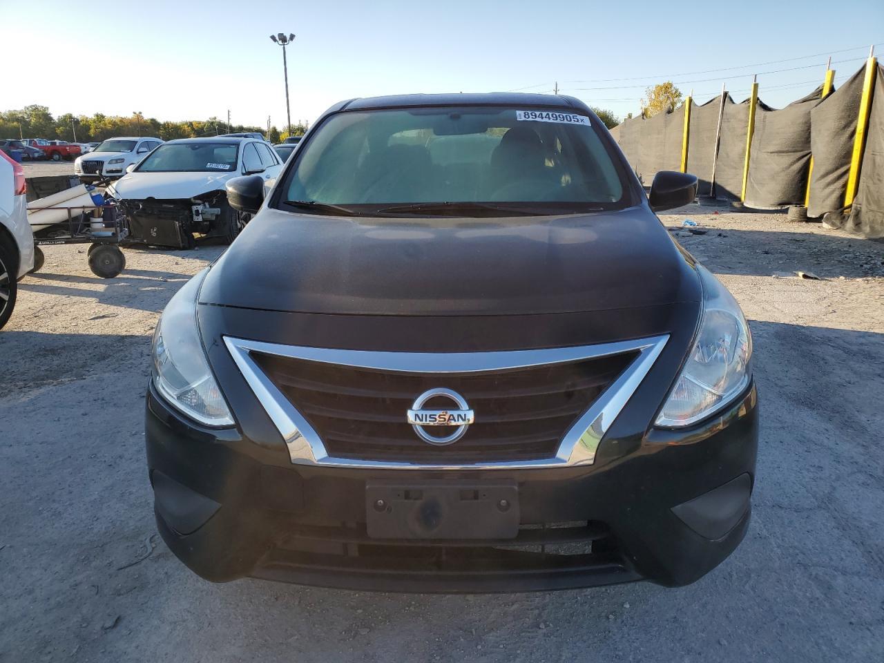 2019 Nissan Versa S - Фото 5