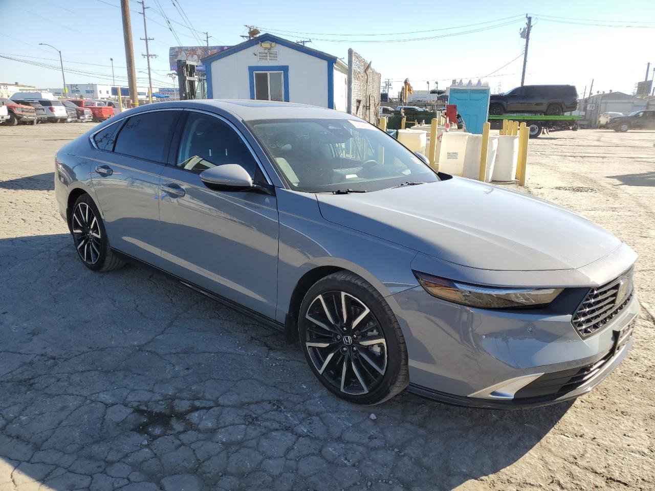 2025 Honda Accord Touring Hybrid - Image 4