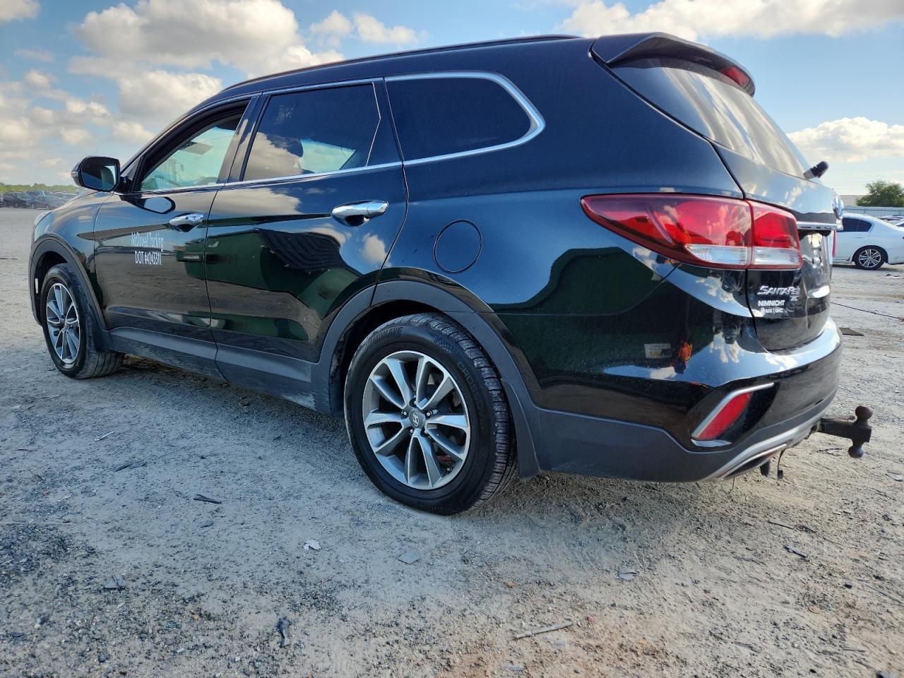 2019 Hyundai Santa Fe Xl Se - Image 2