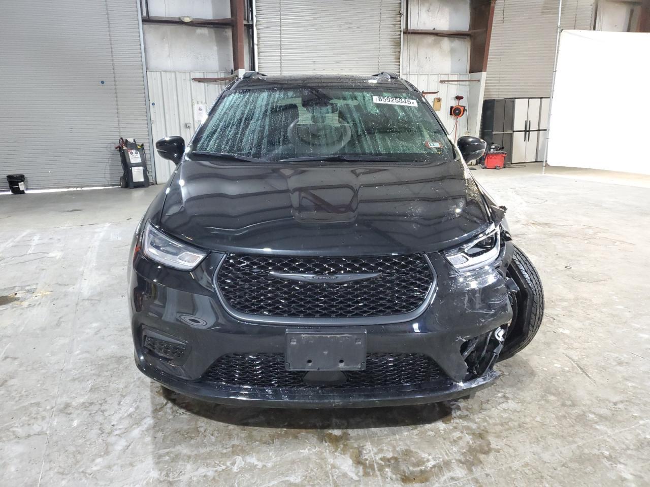 2023 Chrysler Pacifica Limited - Фото 5
