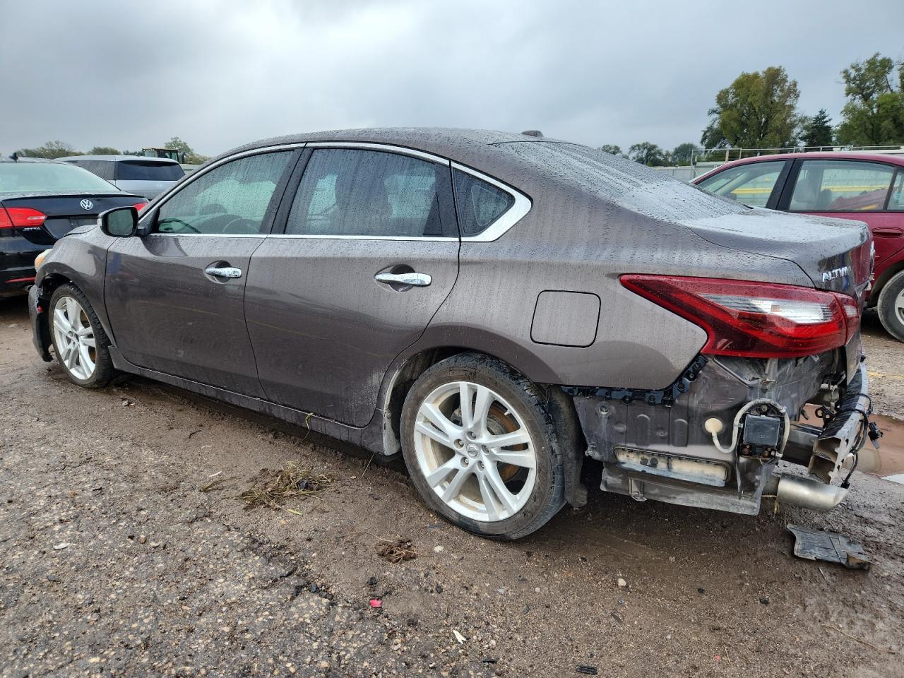 2016 Nissan Altima 3.5Sl - Image 2