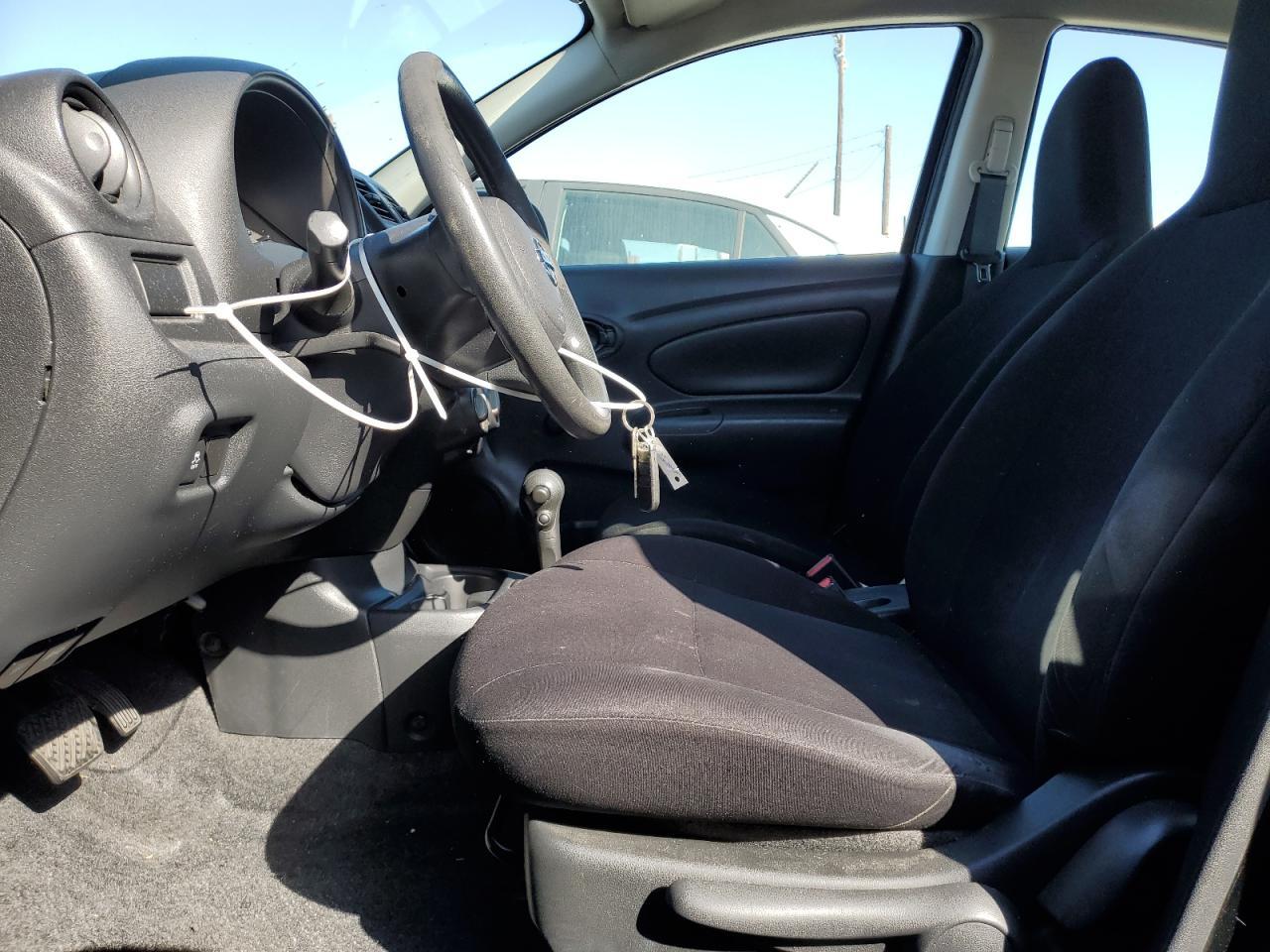 2012 Nissan Versa S - Фото 7