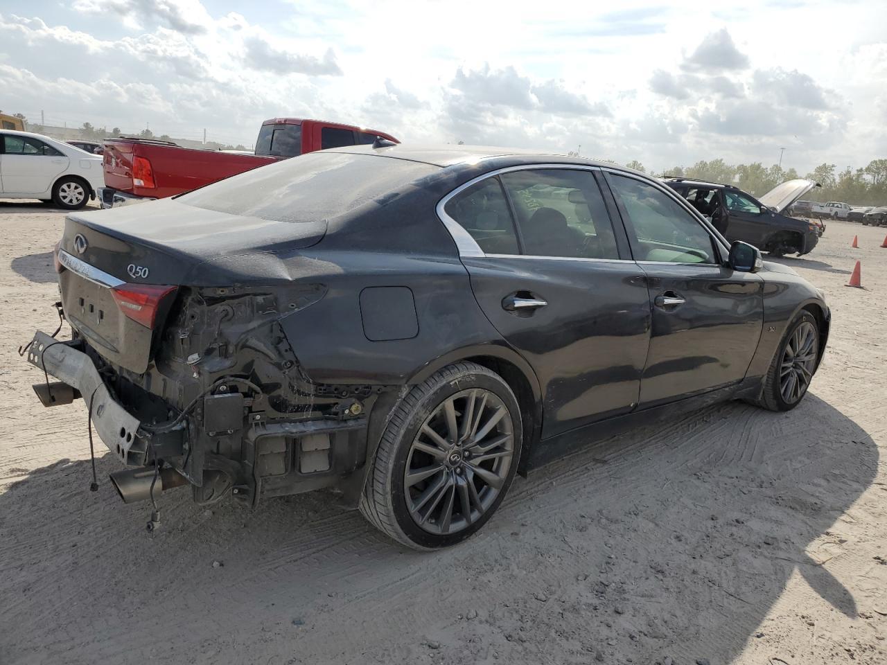 2019 Infiniti Q50 Luxe - Фото 3