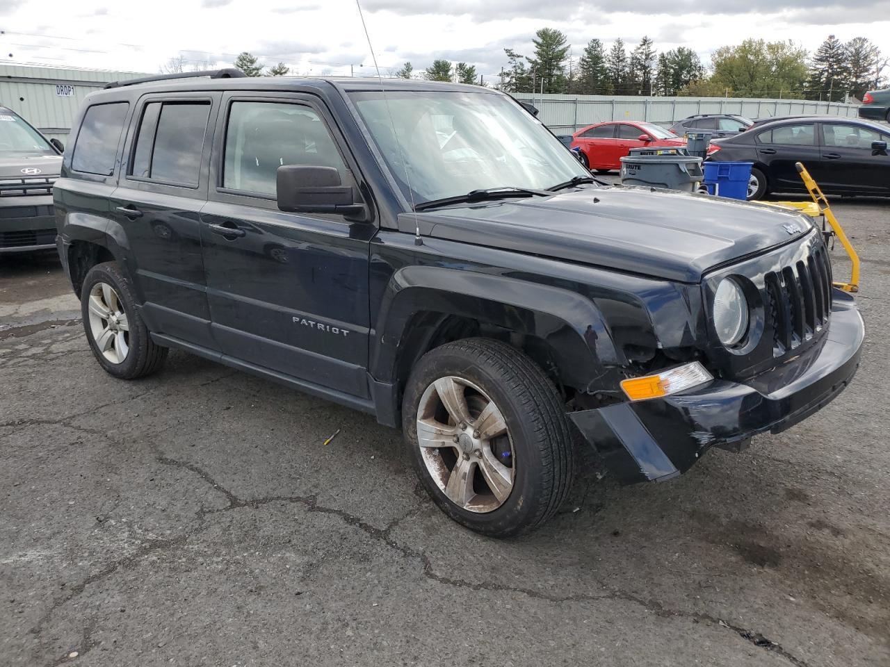 2015 Jeep Patriot Latitude - Фото 4