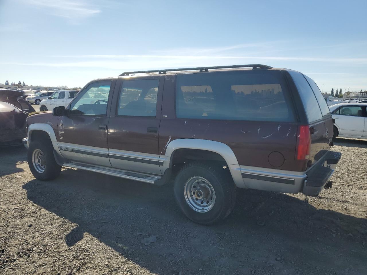 1992 Chevrolet Suburban K2500 - Image 2