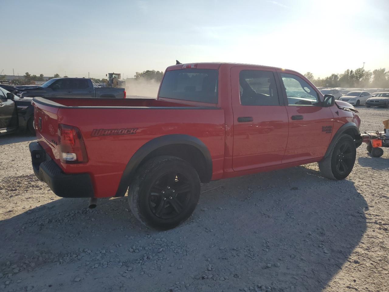 2022 Ram 1500 Classic Slt - Фото 3
