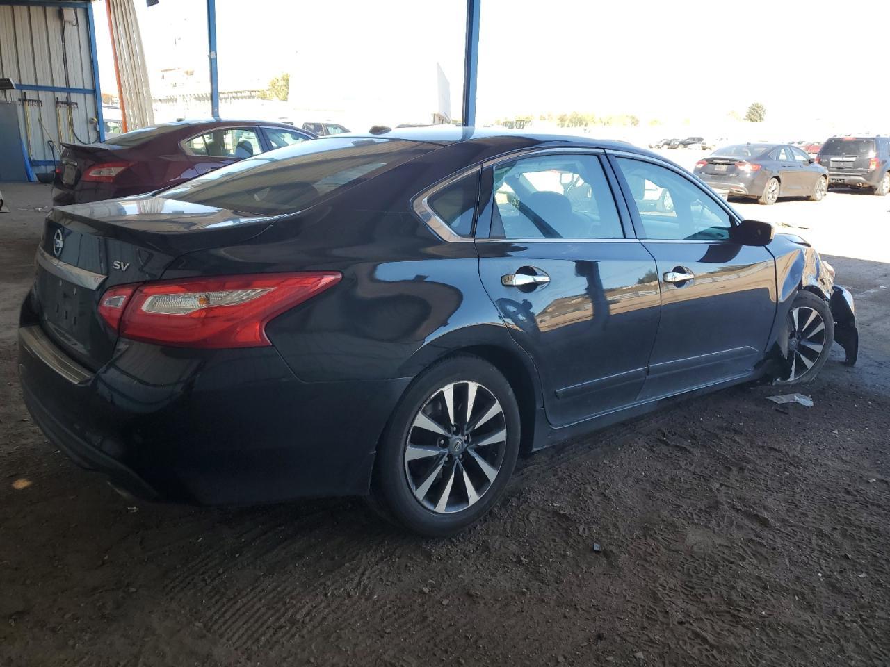 2016 Nissan Altima 2.5 Sv - Image 3