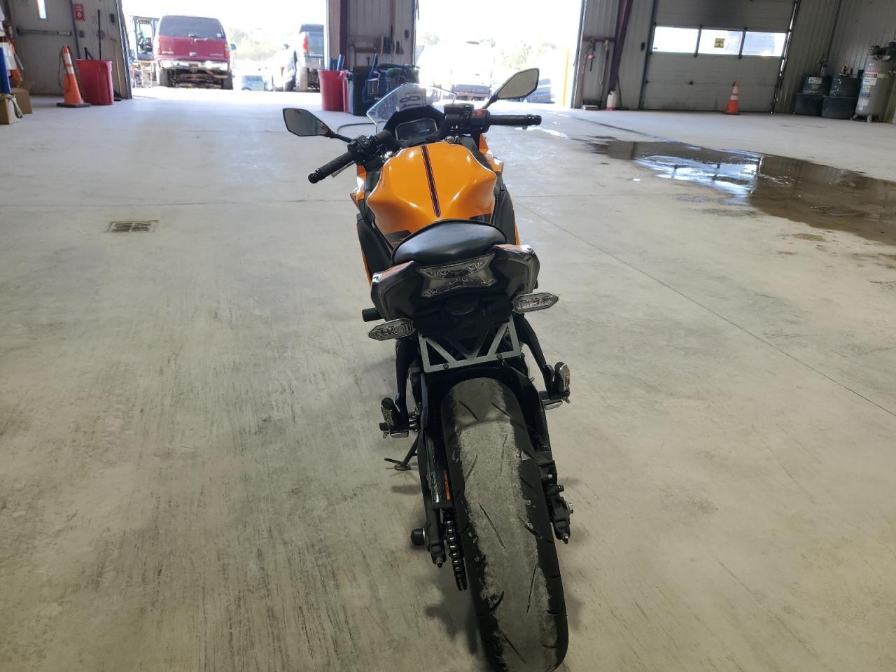 2025 Kawasaki Ex650 P - Фото 4