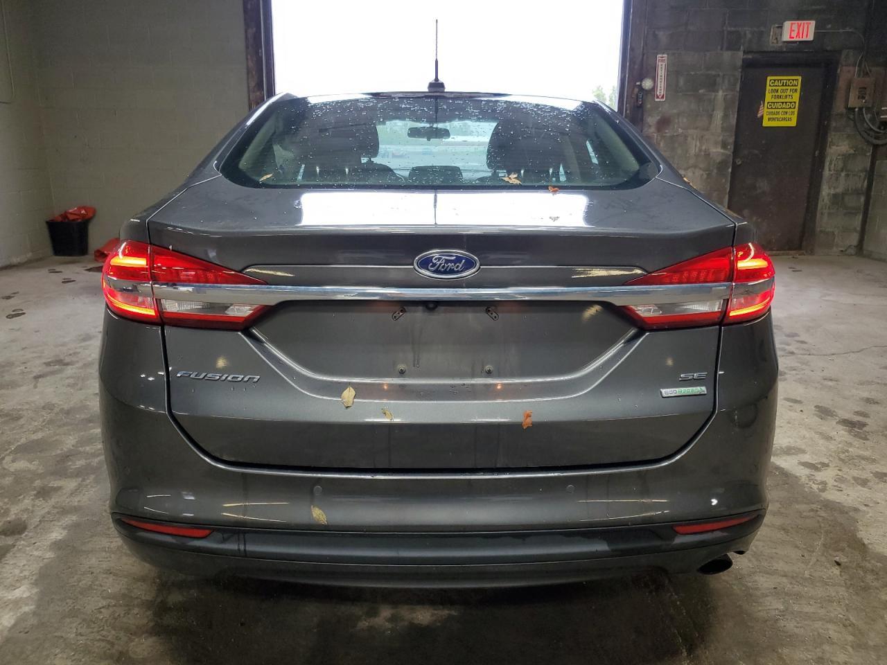 2017 Ford Fusion Se - Фото 6