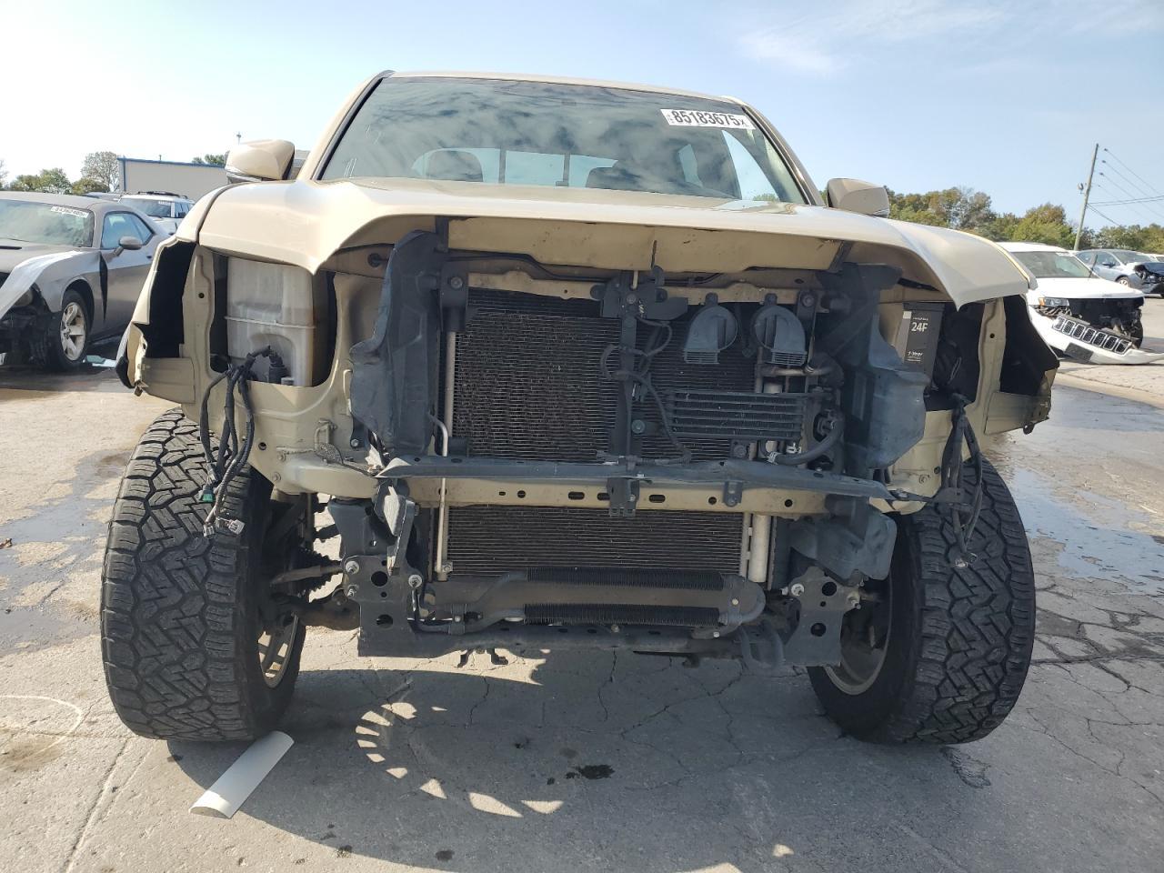 2016 Toyota Tacoma Double Cab - Image 5