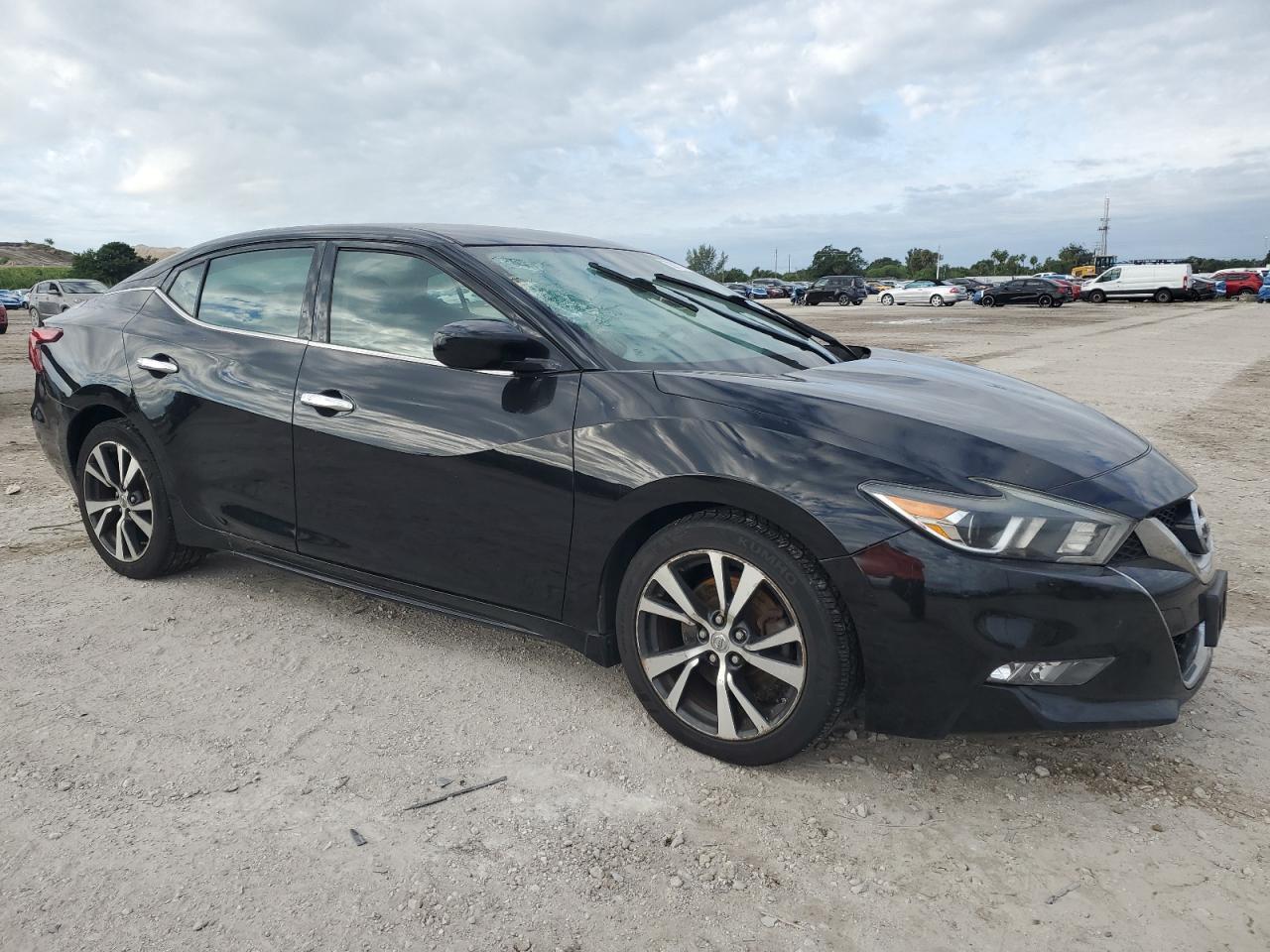 2017 Nissan Maxima 3.5S - Фото 4