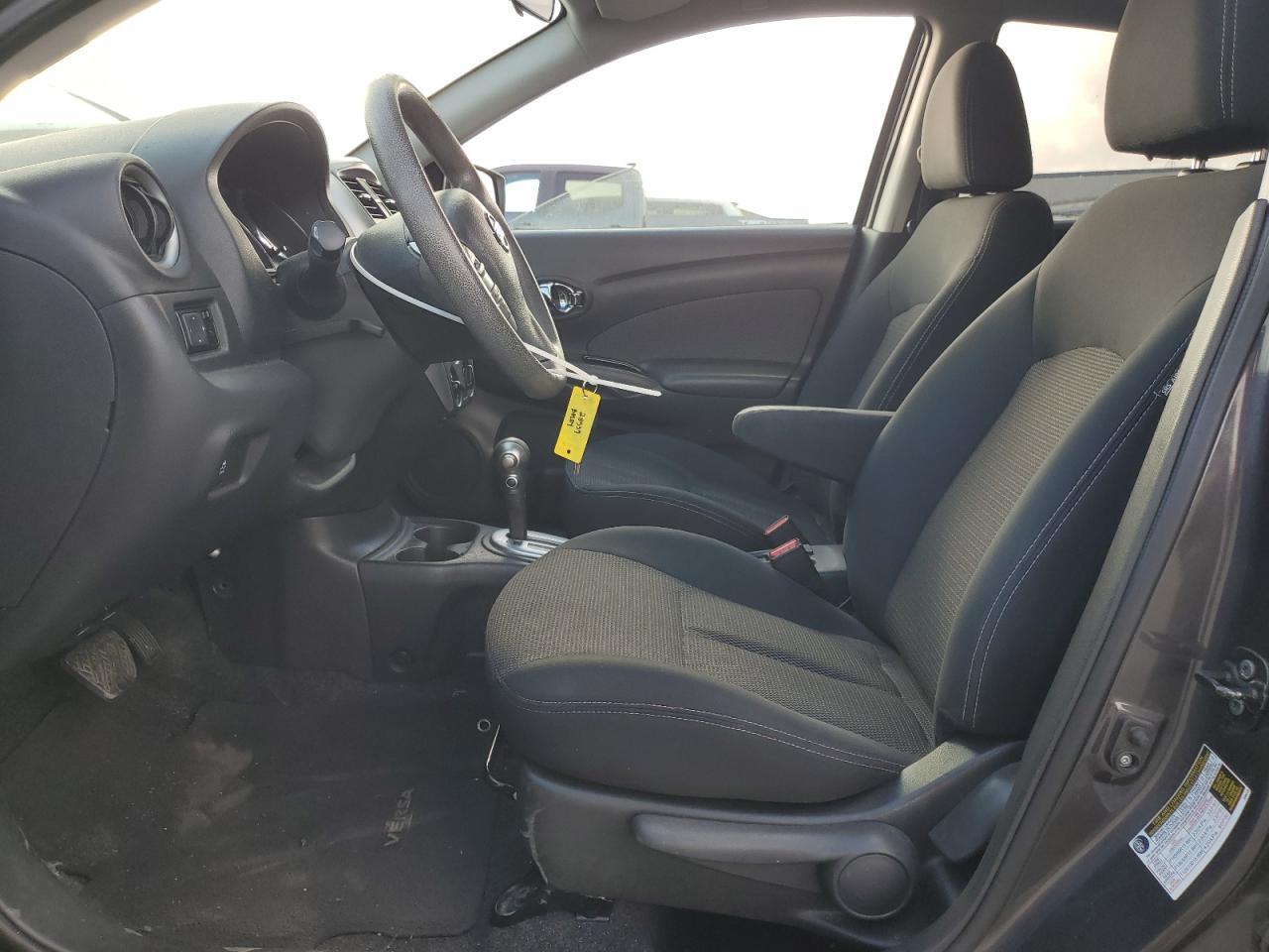 2015 Nissan Versa S - Фото 7