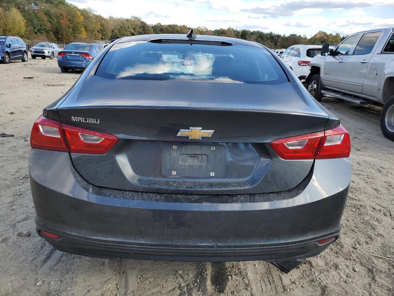 2017 Chevrolet Malibu Ls - Фото 6