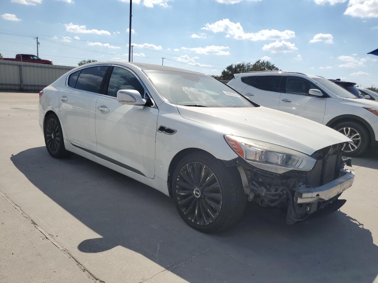 2015 Kia K900 - Image 4