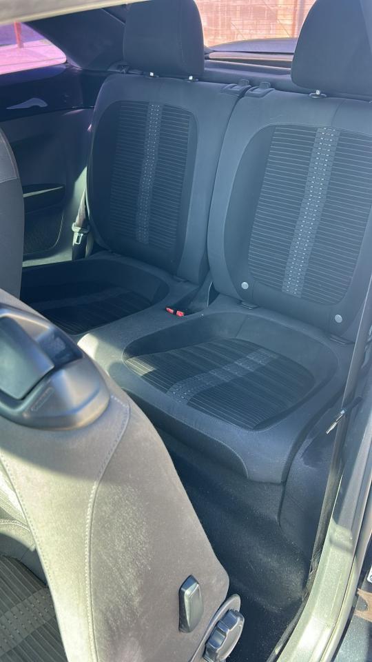 2012 Volkswagen Beetle Turbo - Фото 6