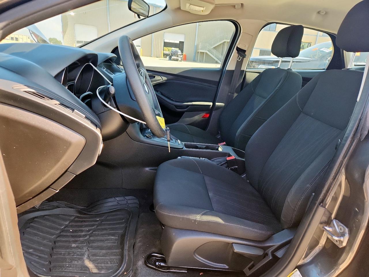 2016 Ford Focus S - Image 7