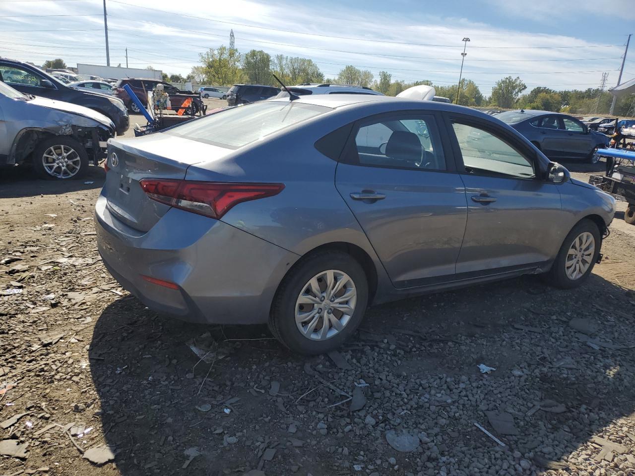 2018 Hyundai Accent Se - Фото 3