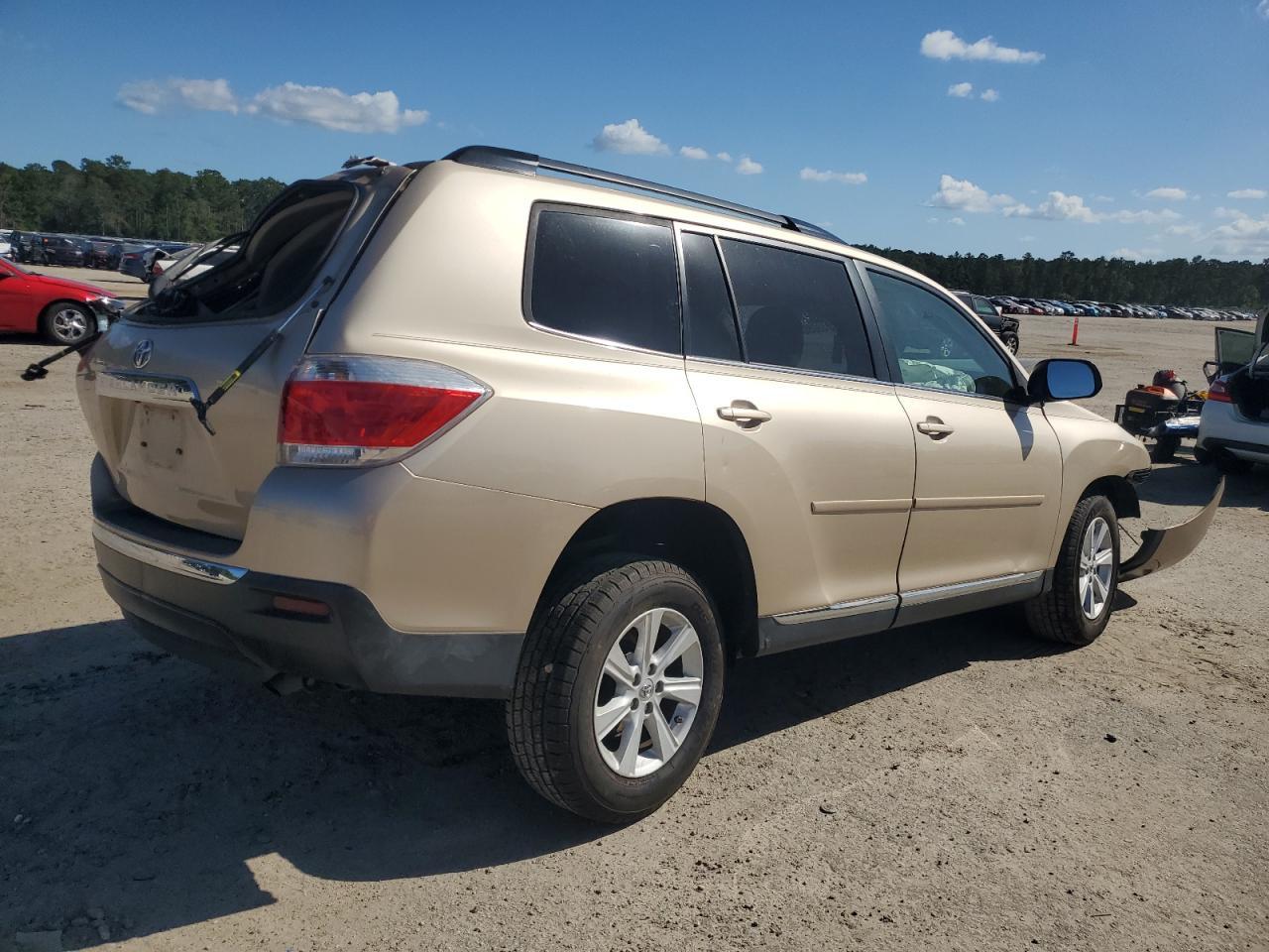 2012 Toyota Highlander Base - Image 3