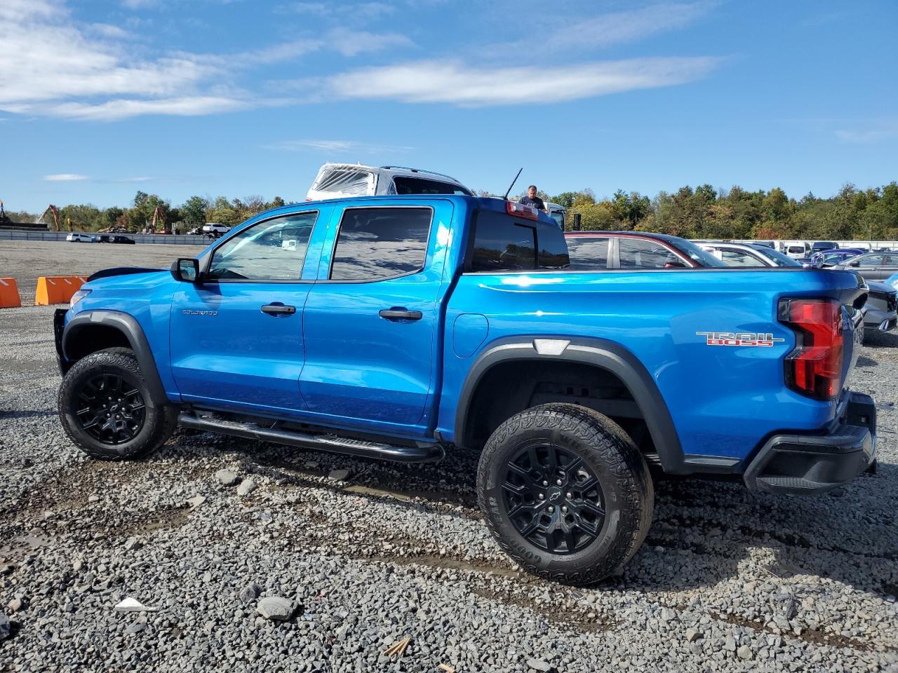 2024 Chevrolet Colorado Trail Boss - Image 2