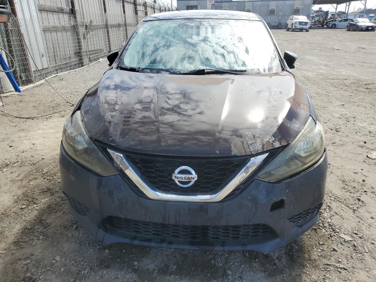 2018 Nissan Sentra S - Image 5