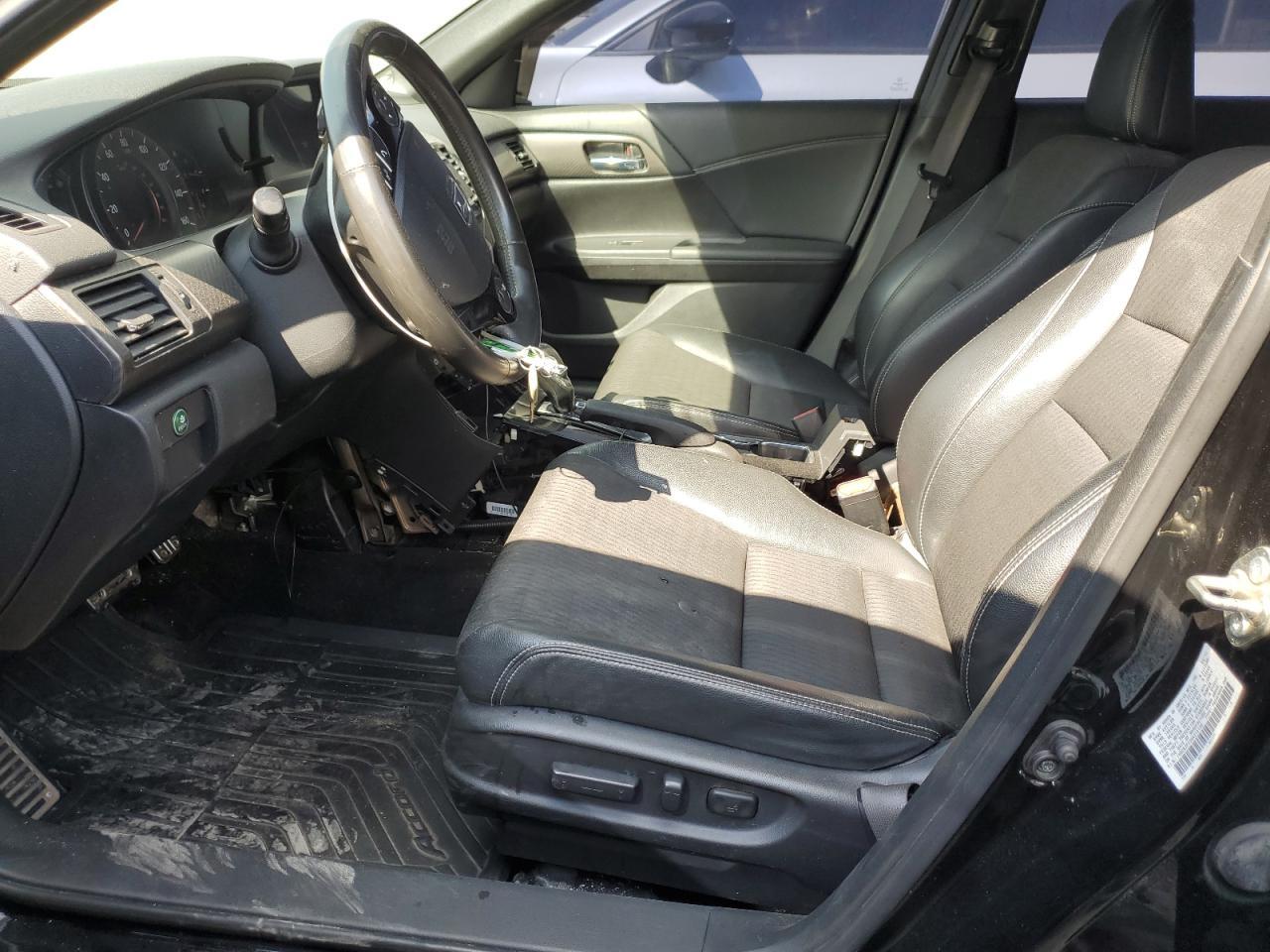 2017 Honda Accord Sport - Image 7