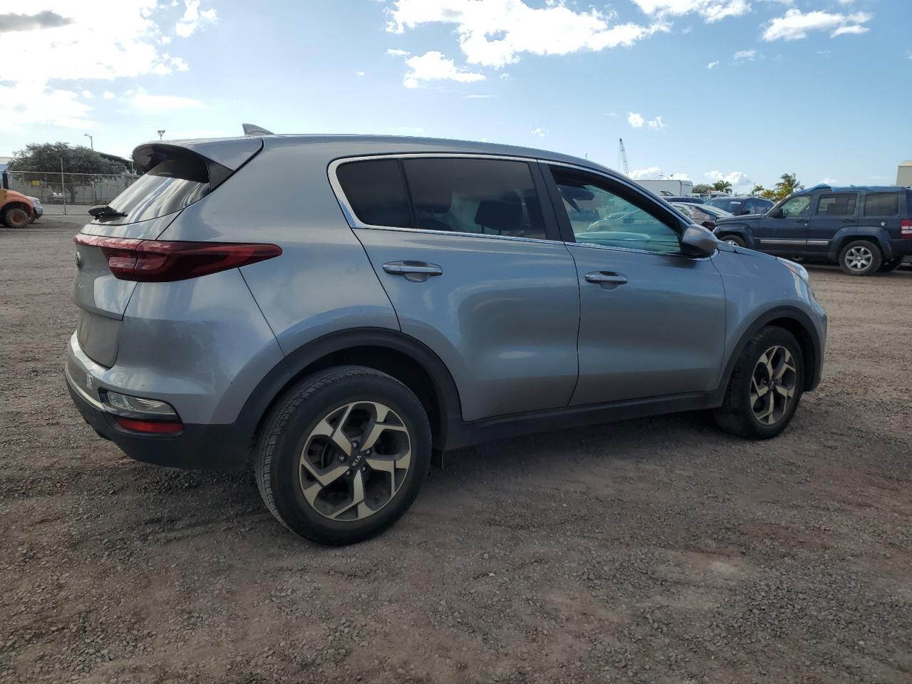 2022 Kia Sportage Lx - Image 3