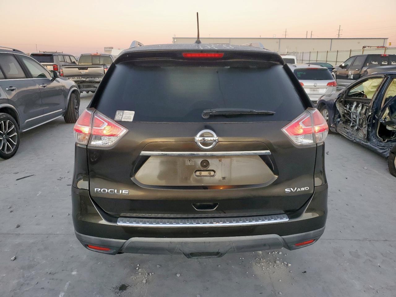 2016 Nissan Rogue S - Фото 6