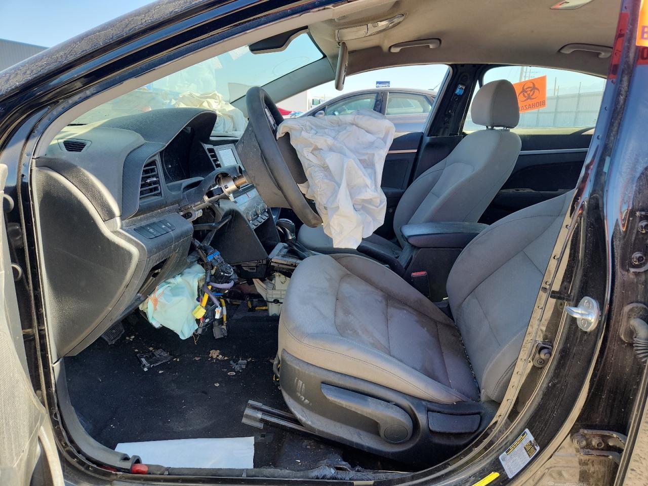 2020 Hyundai Elantra Se - Image 7