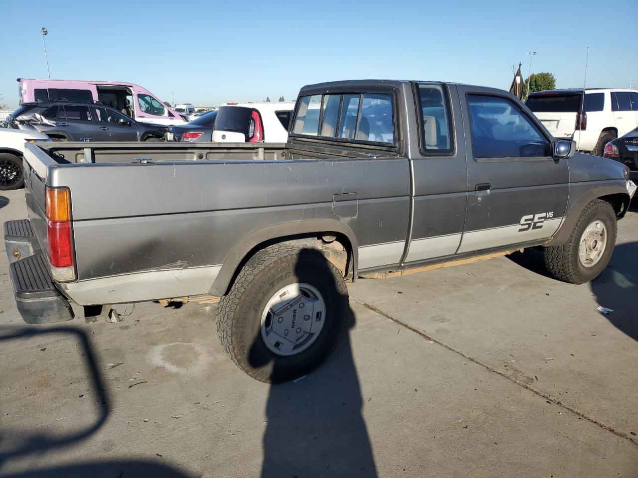 1988 Nissan D21 King Cab - Фото 3