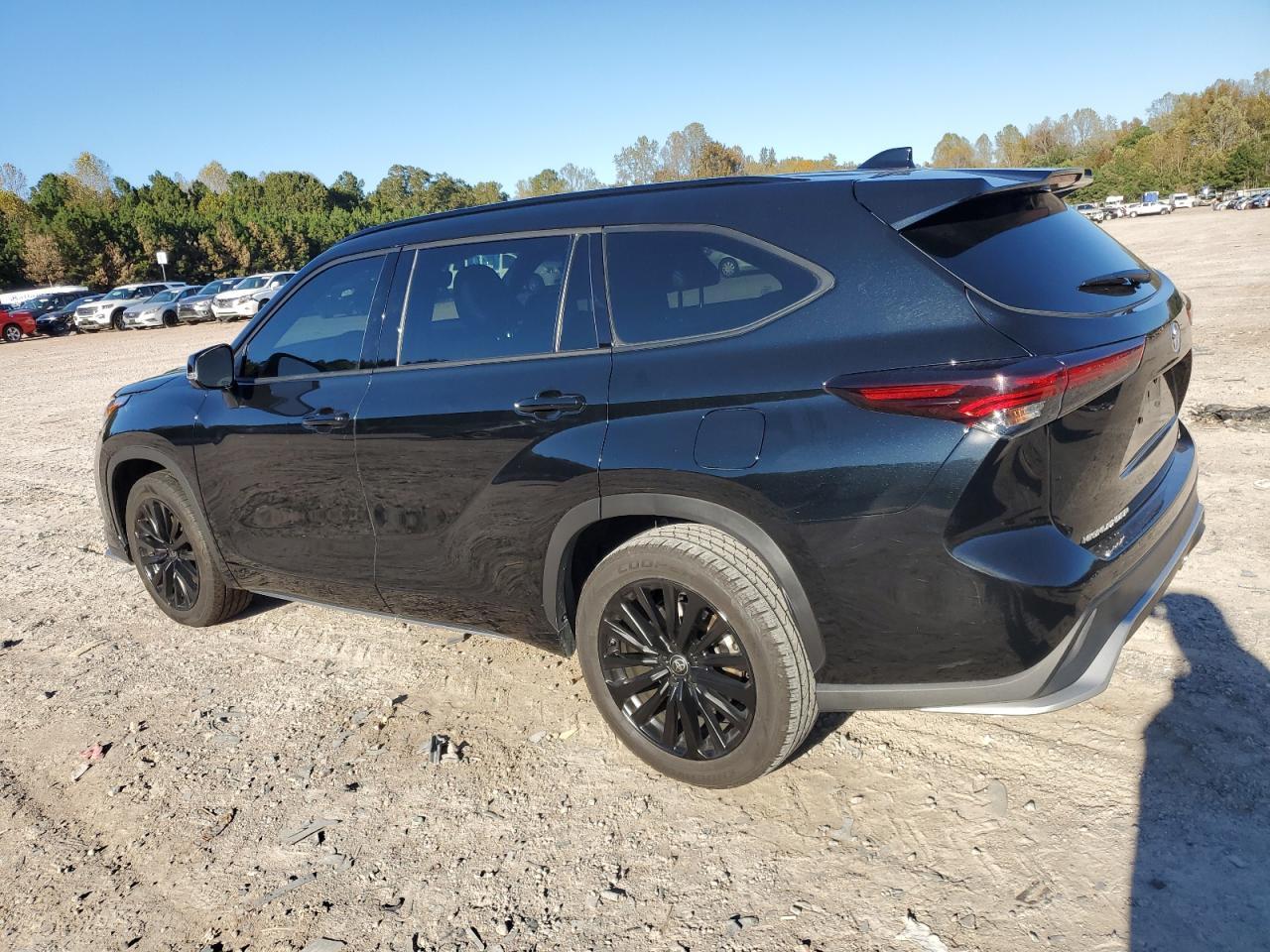 2024 Toyota Highlander Xse - Фото 2