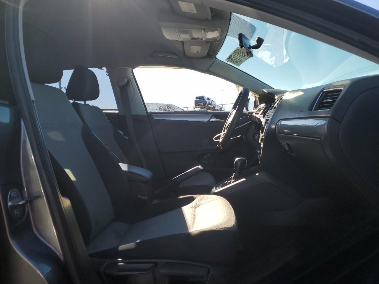 2018 Volkswagen Jetta S - Фото 7