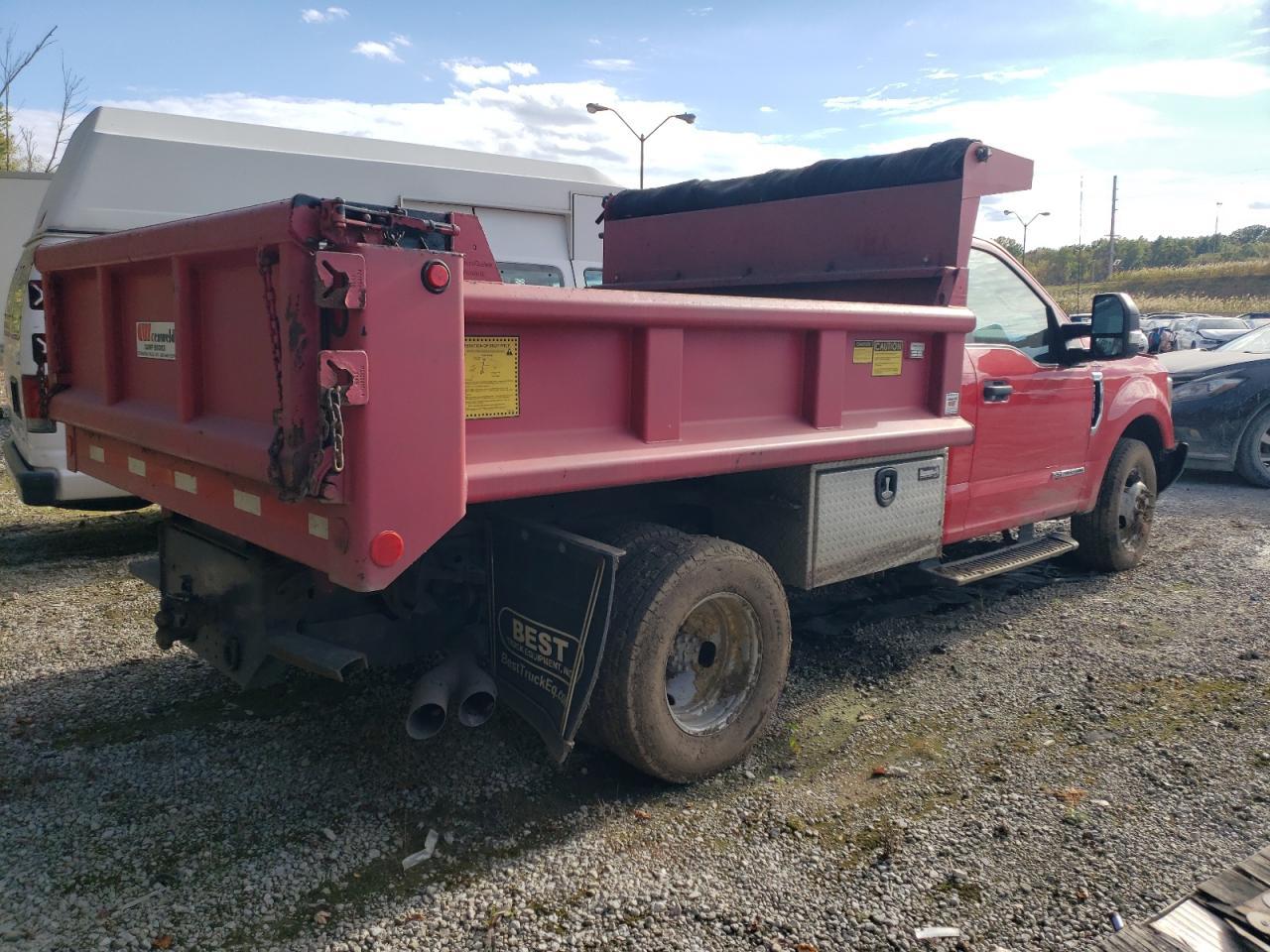 2017 Ford F350 Super Duty - Фото 3