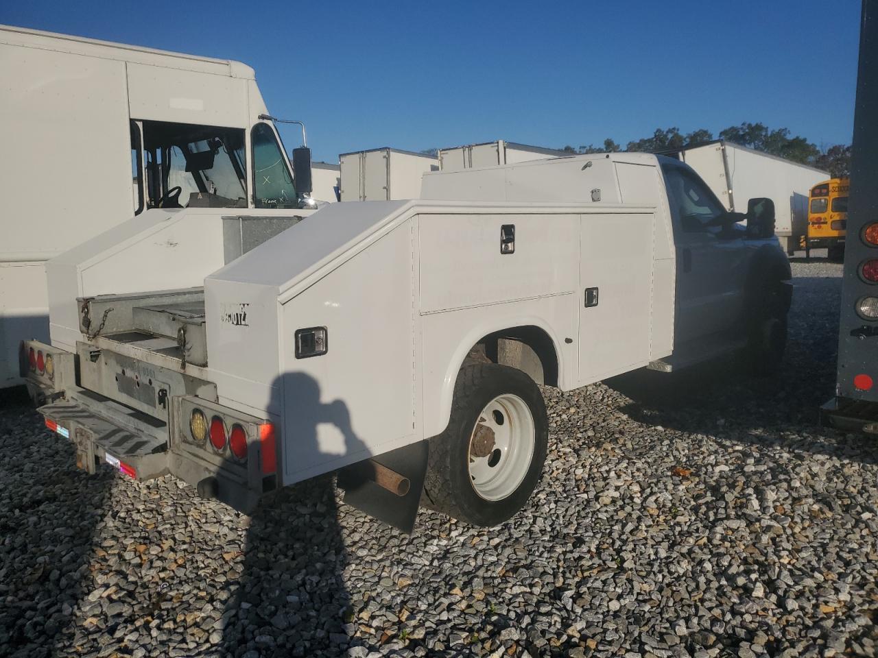 2016 Ford F550 Super Duty - Фото 3