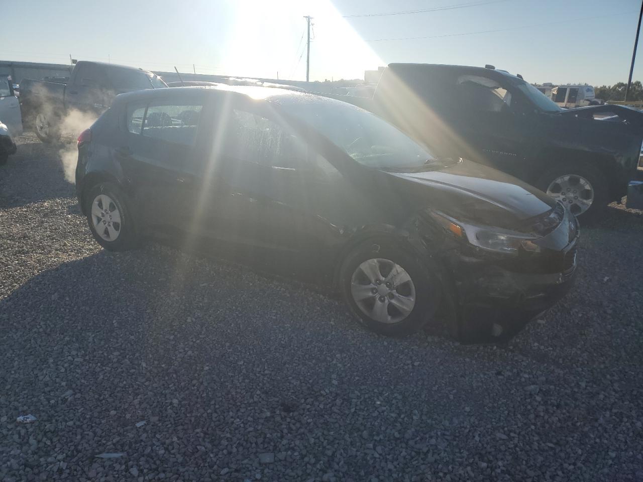 2017 Kia Forte Lx - Image 4