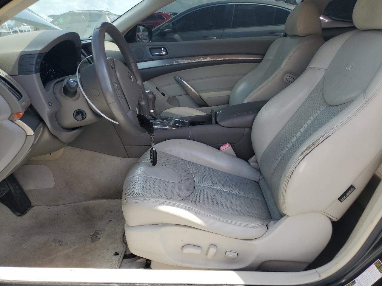 2010 Infiniti G37 - Фото 7