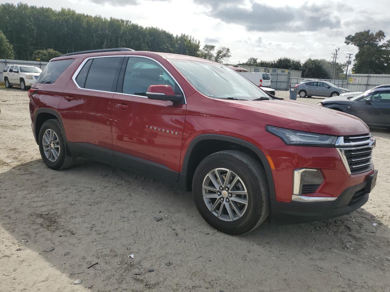 2023 Chevrolet Traverse Lt - Image 4