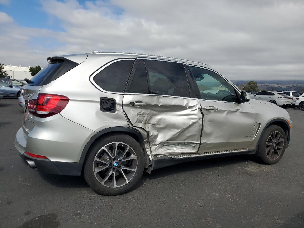 2015 BMW X5 xDrive35I - Фото 3