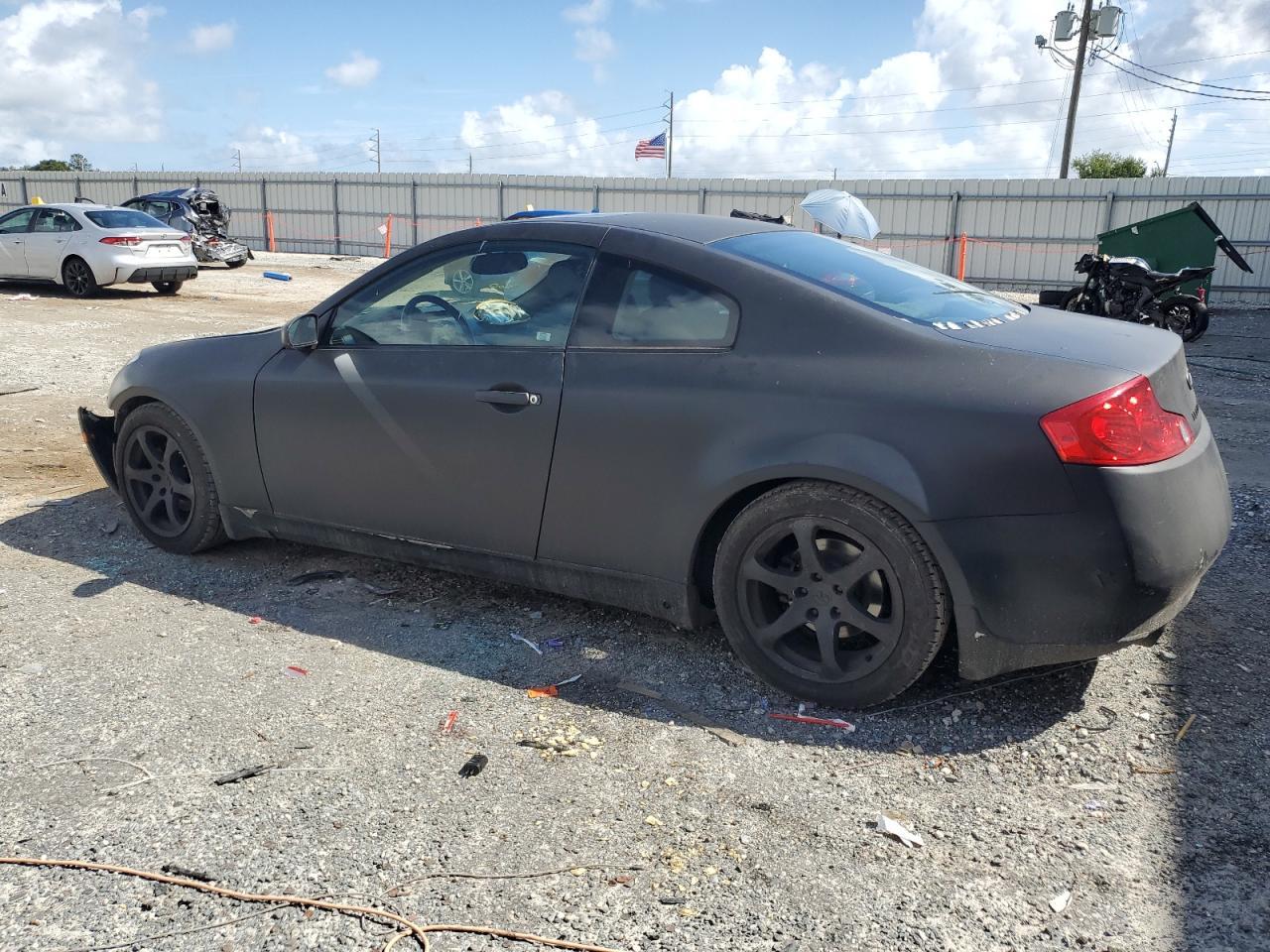 2004 Infiniti G35 - Image 2