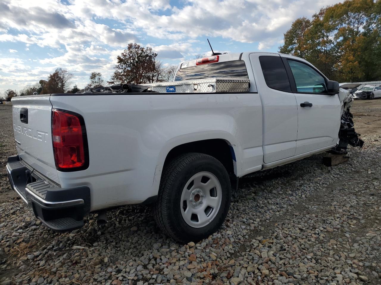 2022 Chevrolet Colorado - Image 3