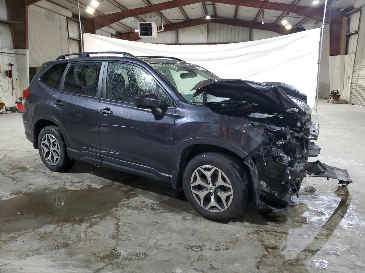 2019 Subaru Forester Premium - Фото 4