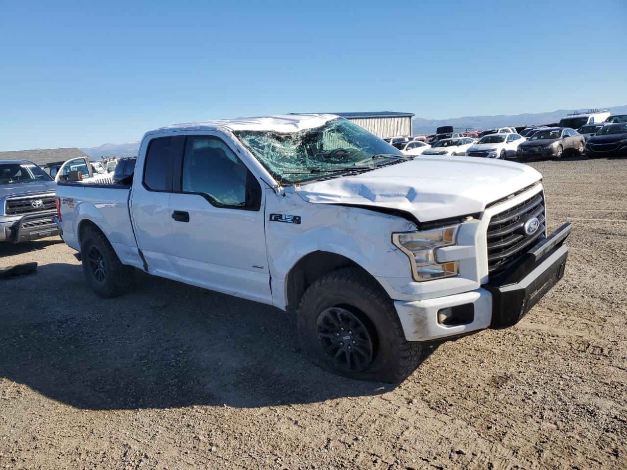 2017 Ford F150 Super Cab - Image 4