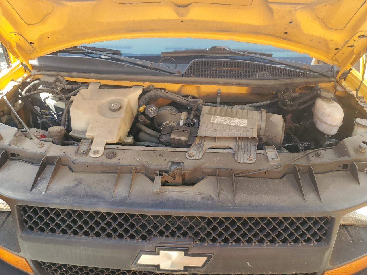 2008 Chevrolet Express G3 - School Bus - Фото 7