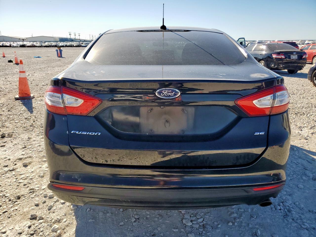 2016 Ford Fusion Se - Image 6