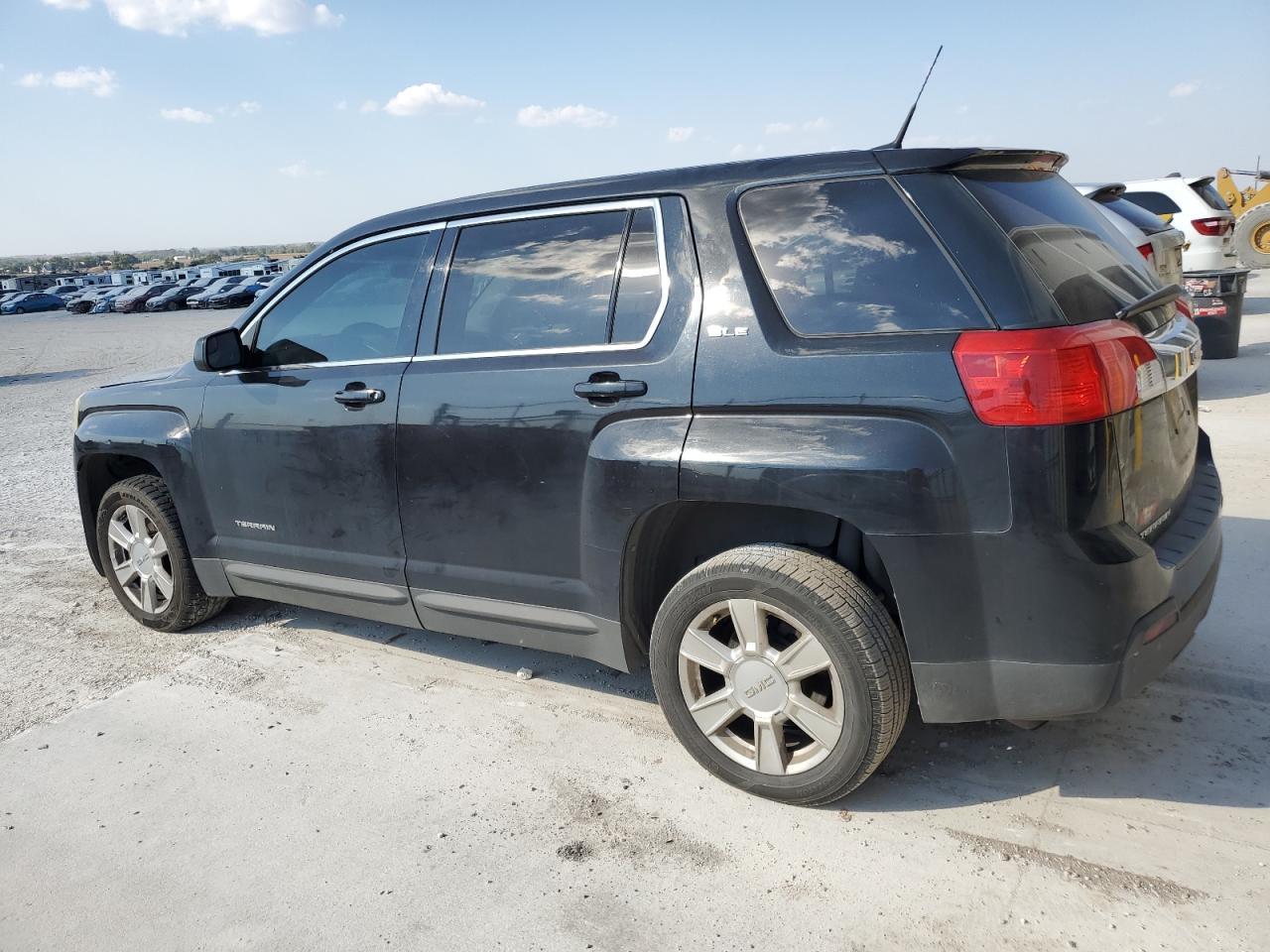 2011 GMC Terrain Sle - Фото 2