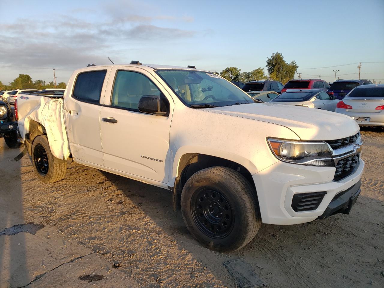 2022 Chevrolet Colorado - Фото 4