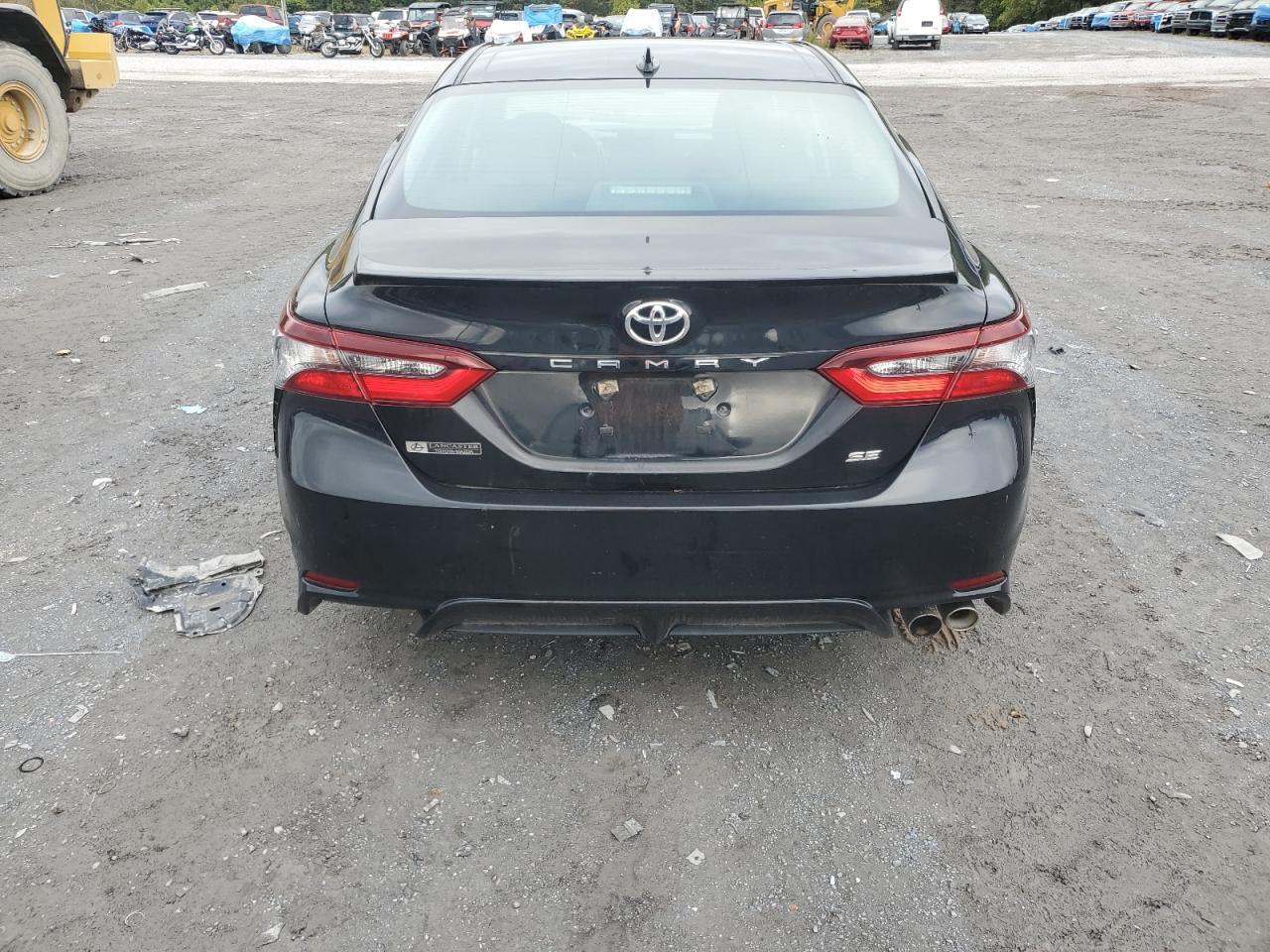 2021 Toyota Camry Se - Image 6